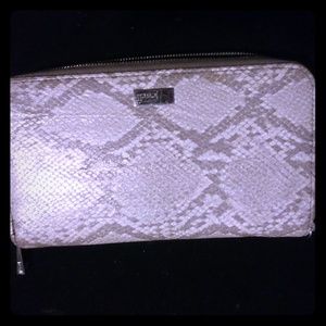 Women's wallet